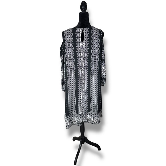 Luxology Black and White Vertical Geometric Pattern Shoulder Cutout Mini Dress - Picture 16 of 16